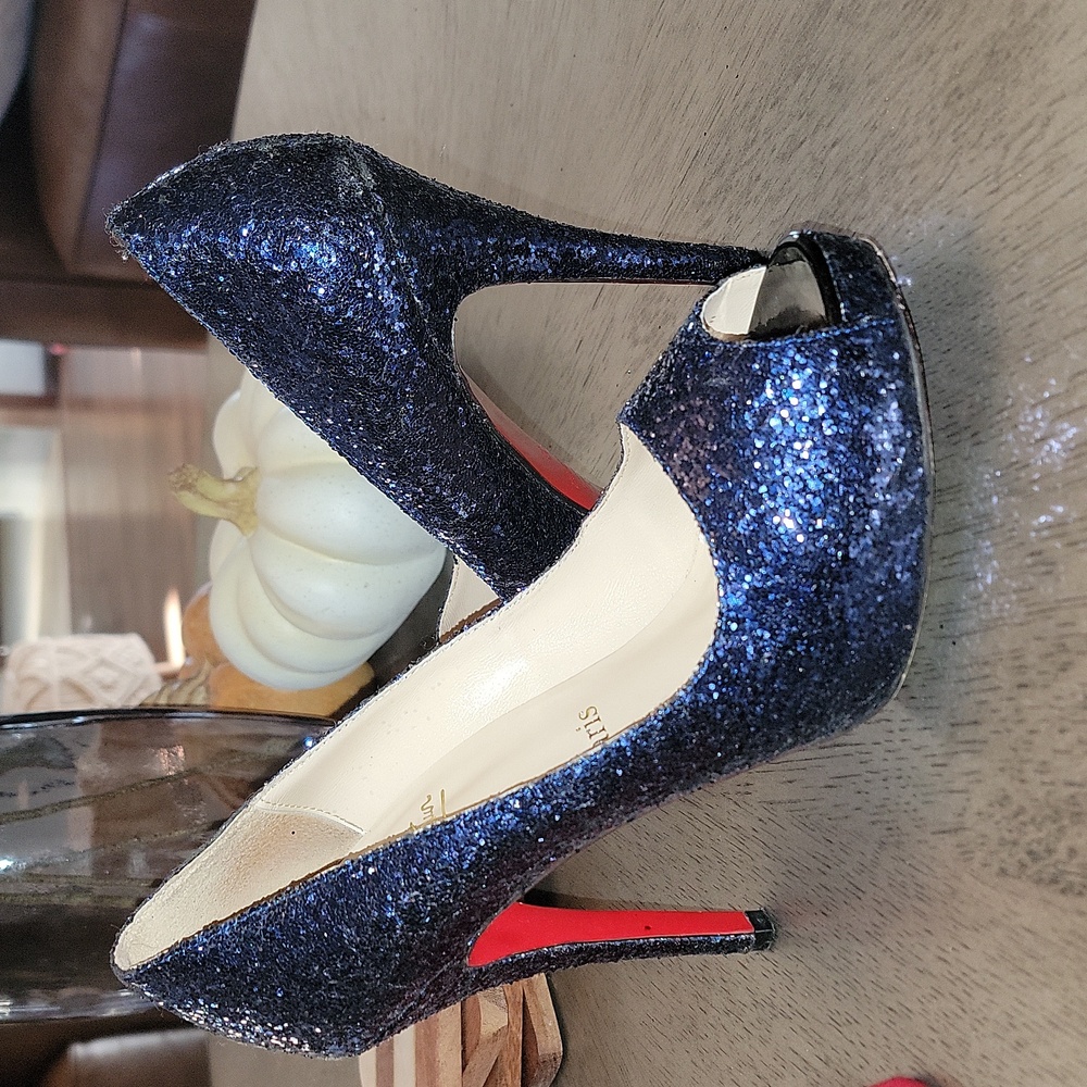 Dark Blue, Red Bottom Christian Louboutin Pumps